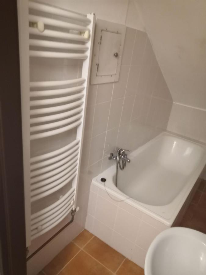 Economy Flat 18 Minutes From Vaclavske Namesti Apartament Praga