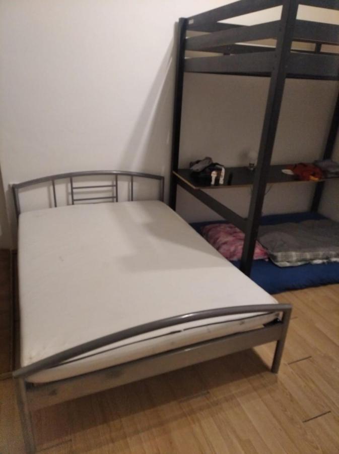 Apartament Economy Flat 18 Minutes From Vaclavske Namesti Praga