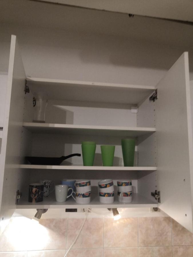 Economy Flat 18 Minutes From Vaclavske Namesti Apartament