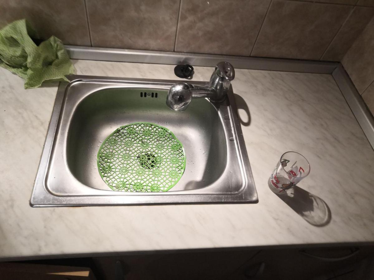 Economy Flat 18 Minutes From Vaclavske Namesti Apartament Praga